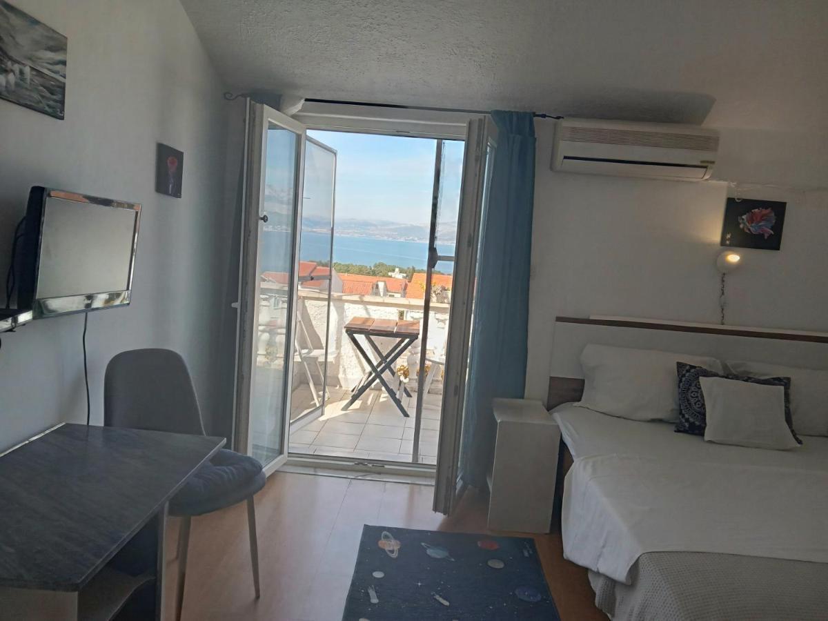 Apartment Ma'Re Supetar Ngoại thất bức ảnh