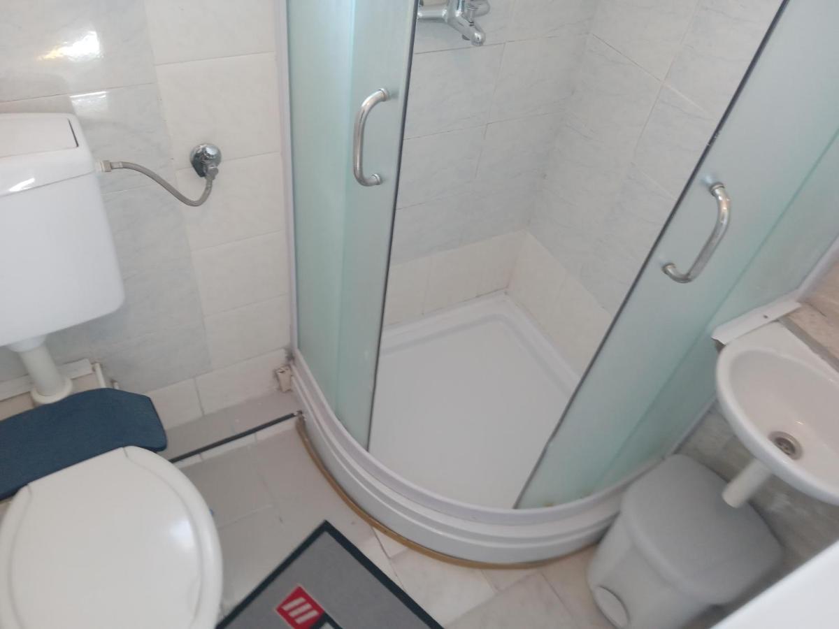 Apartment Ma'Re Supetar Ngoại thất bức ảnh
