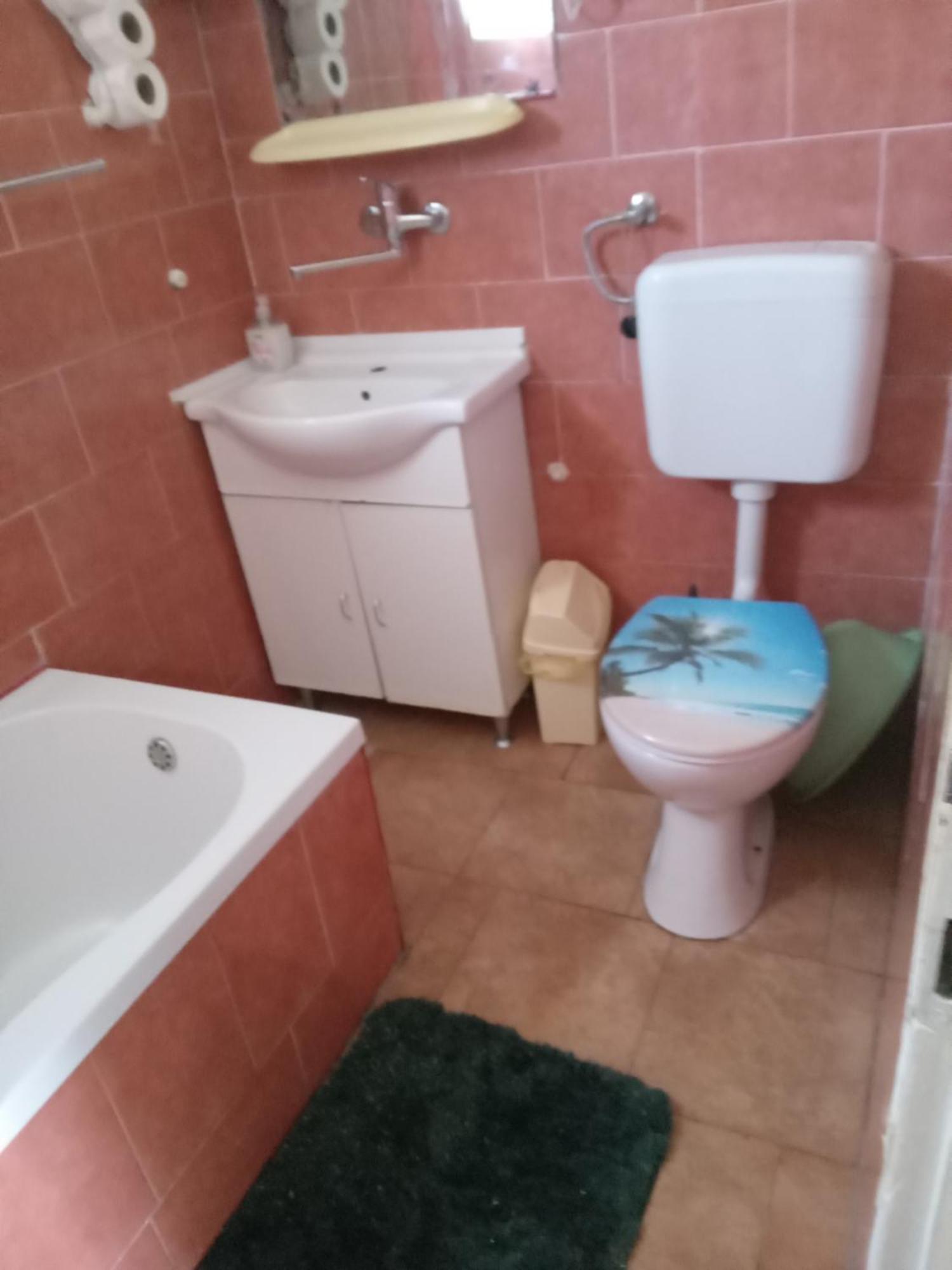 Apartment Ma'Re Supetar Ngoại thất bức ảnh