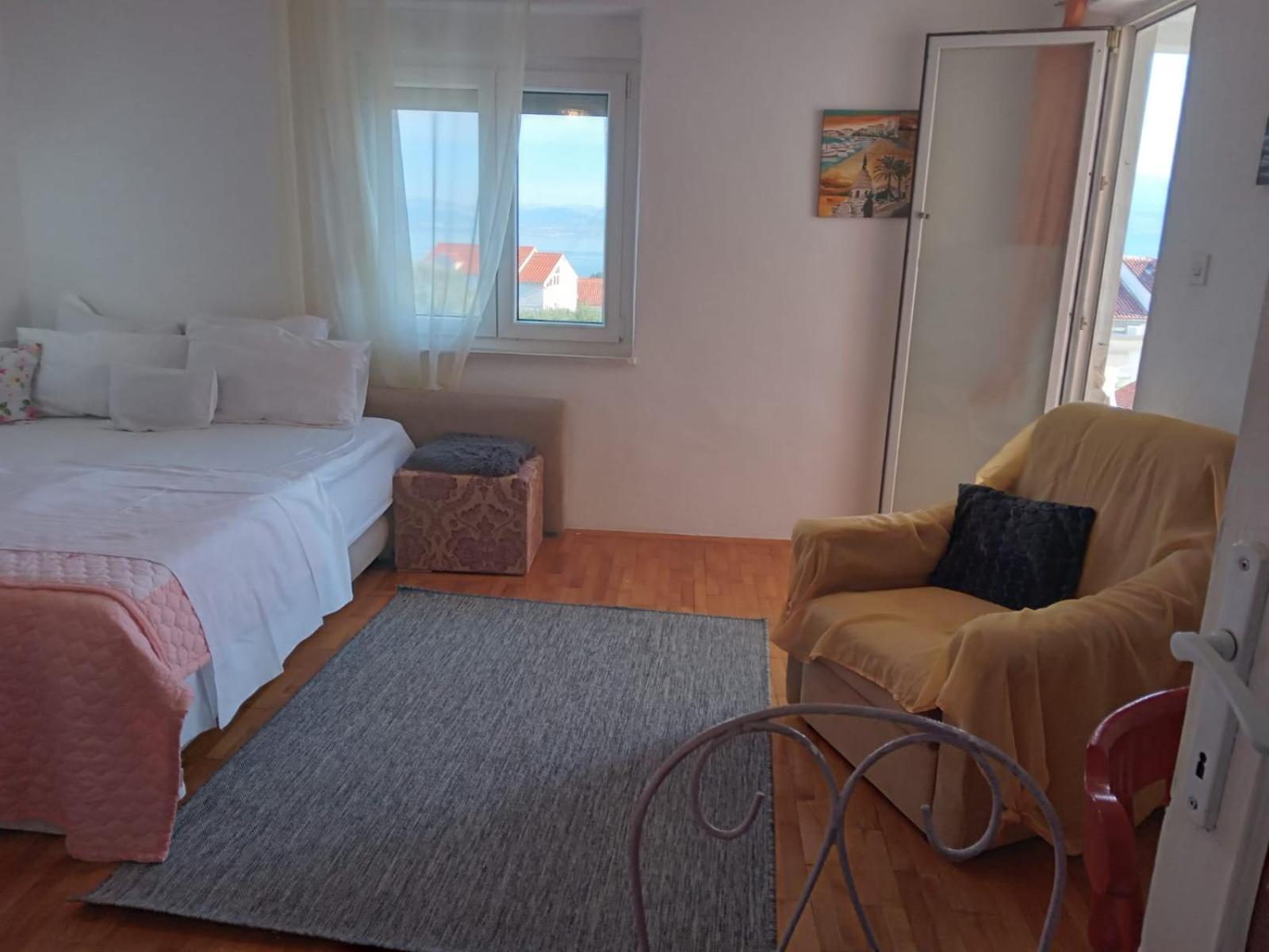 Apartment Ma'Re Supetar Ngoại thất bức ảnh