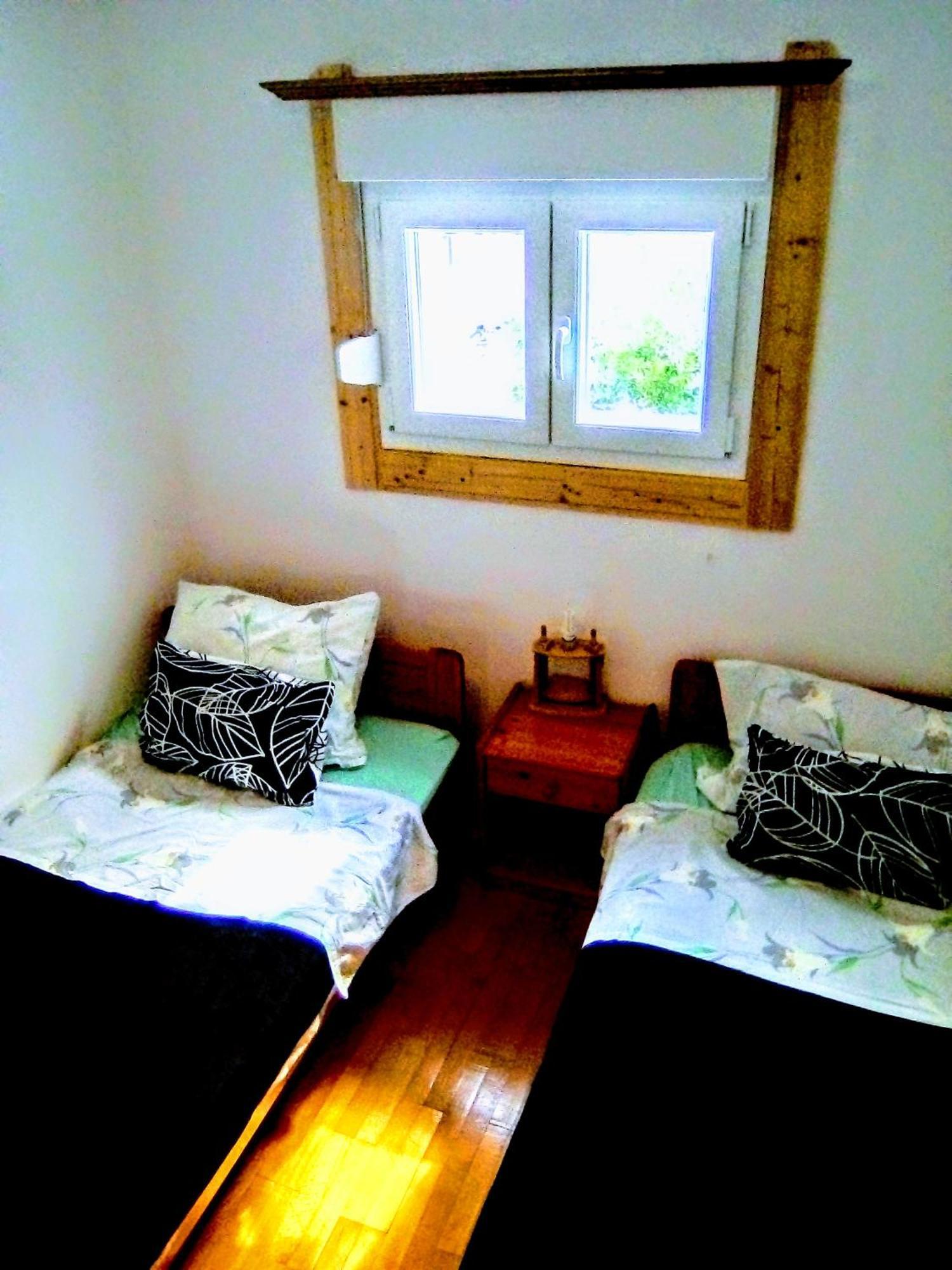 Apartment Ma'Re Supetar Ngoại thất bức ảnh